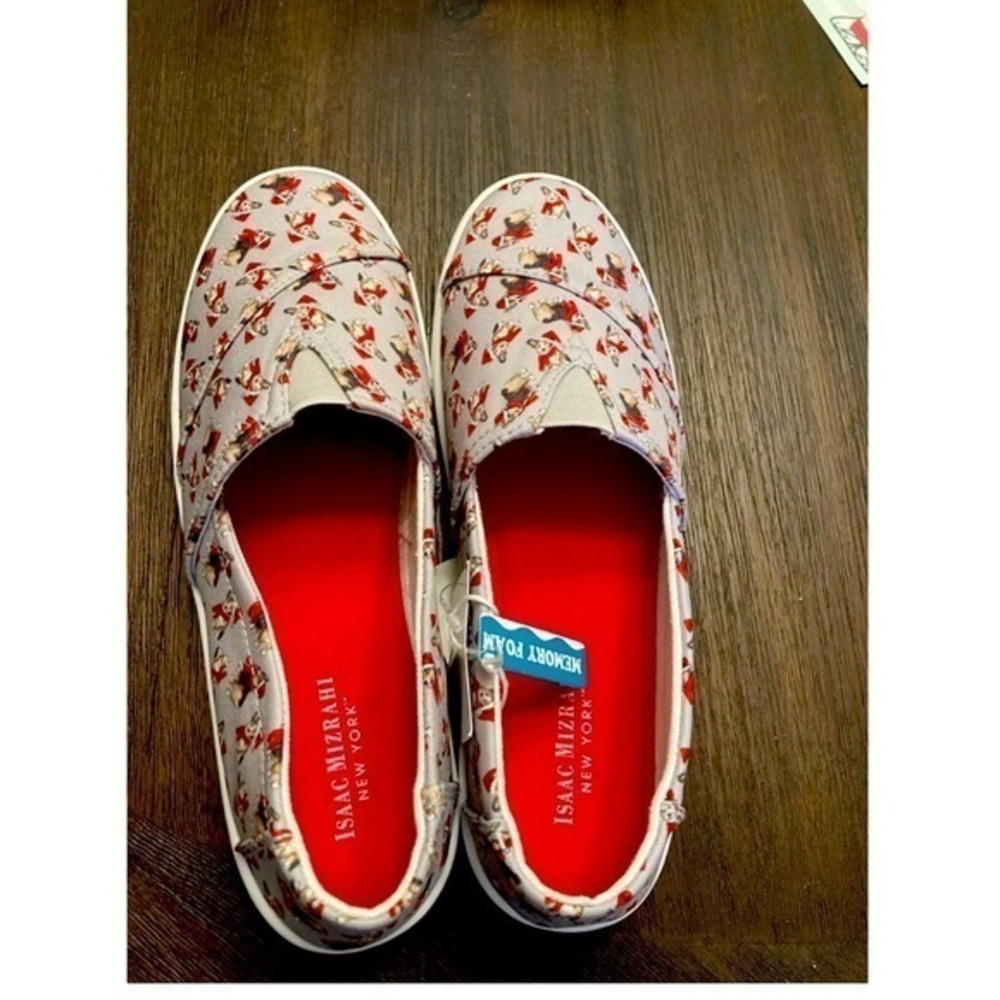 COPY - NEW Isaac Mizrahi Corgis wearing Santa 
misses size 7 M